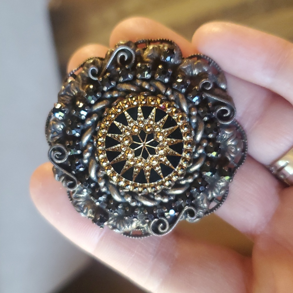 Victorian Revival Black Starburst Cut Glass GT Metal Flower Brooch Pendant